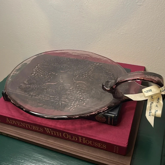 Hills of Nantucket New Amethyst Purple Large Oval Grape Vine Cheese Platter Dish - Picture 4 of 6